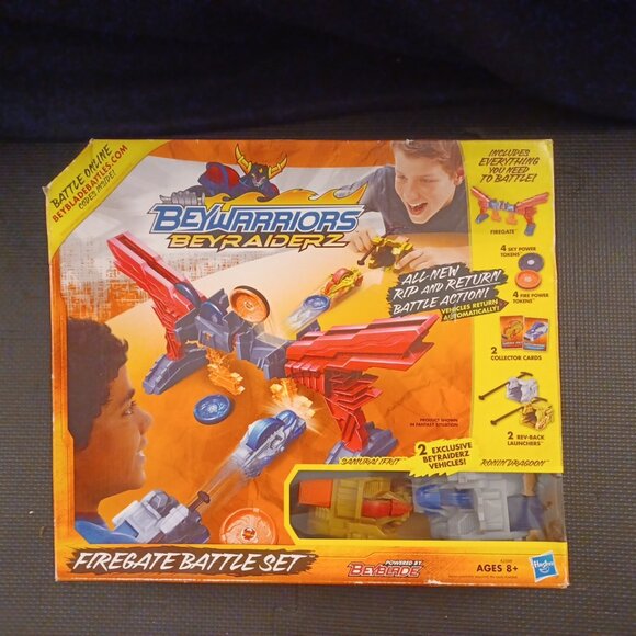 Beyblade BeyRaiderz Firegate Battle Set OPEN BOX - Picture 2 of 3